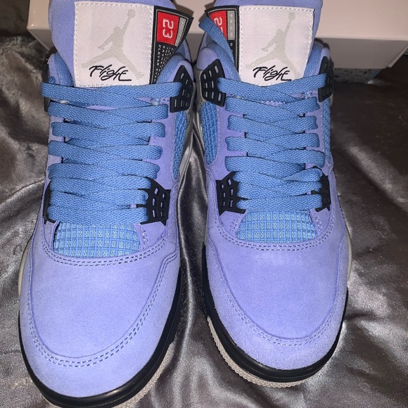 Jordan 4 unc - Picture 3 of 5